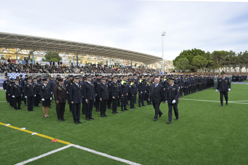 Acto de entrega de medallas en Paiporta.