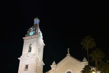 Vista nocturna de la Seu de Xàtiva.