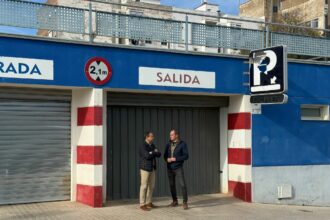 Parking en el centro de Chiva