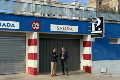 Parking en el centro de Chiva