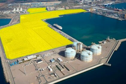 Imatge de la proposta d'ubicació de la macroplanta solar al port de Sagunt.