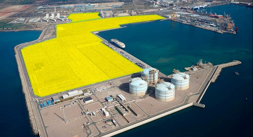 Imatge de la proposta d'ubicació de la macroplanta solar al port de Sagunt.