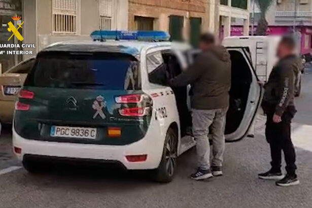 Uno de los detenidos en Torrevieja.