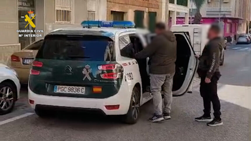 Uno de los detenidos en Torrevieja.