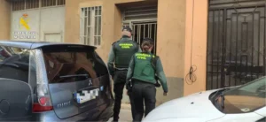 La Guardia Civil detiene en Silla a un matrimonio con órdenes de arresto pendientes 9 FOTO1