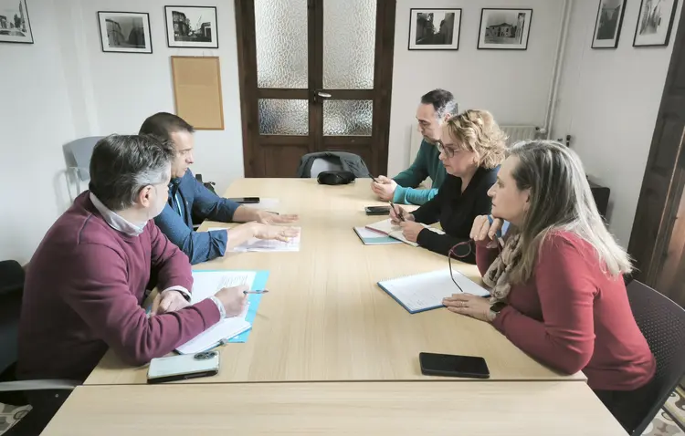 ReunionAyuntamientodeBenetusserconAguasdeValencia