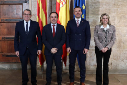 Juanfran Pérez Llorca, junto los presidentes de las diputaciones provinciales.