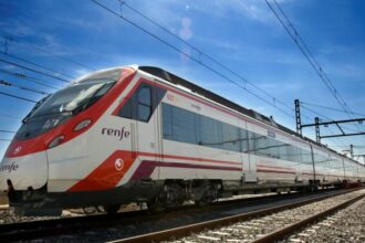Tren de Cercanías de Renfe.