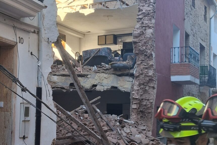 Imatge de l'estat en el que va quedar la casa de Puçol.