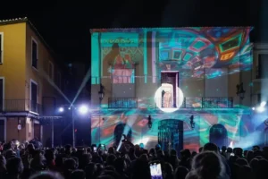 King África sorprende en la Crida de Cullera con ‘La Bomba’ fallera 37 01CridaFalles2026