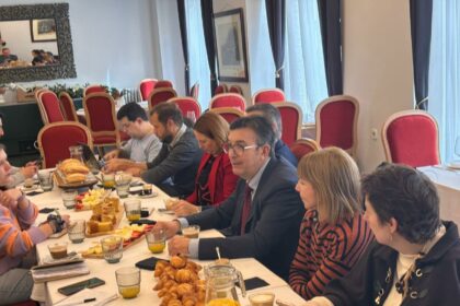 DESAYUNO VICENTE LAFUENTE CEV 2