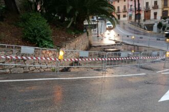 Xàtiva ja executa les obres junt a la Font de 25 Dolls.