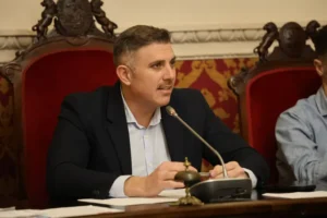 Cullera cerró 2025 con un superávit de 2,7 millones, sumando diez años en positivo 38 JordiMayorenunplenoen2026