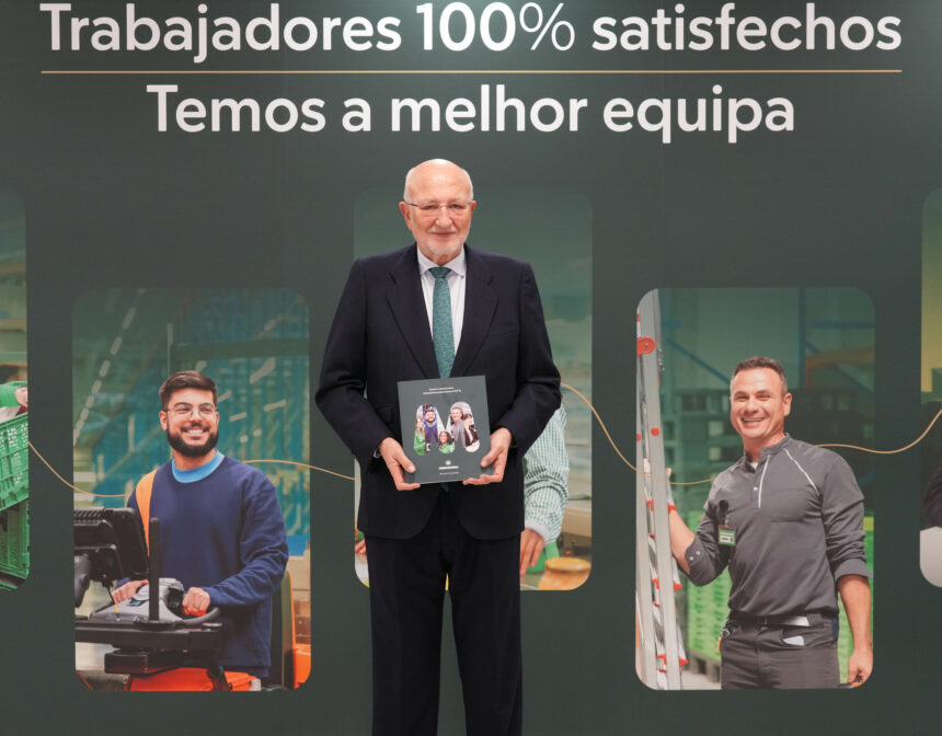 Juan Roig en el Centro de Coinnovacion en Poligono Fuente del Jarro en Paterna Valencia