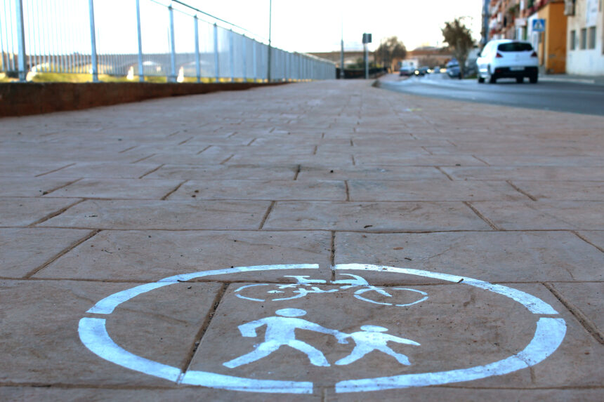 Red ciclopeatonal calle Rodamilans 1 m