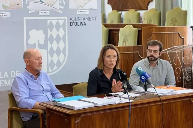 RodadepremsaMataAlcaldessaEnriqueParra 1 e1772444081390