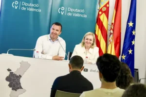 La Diputación financia la rehabilitación de piscinas en Gátova, Tuéjar y La Yesa 31 1MompoyEnguix