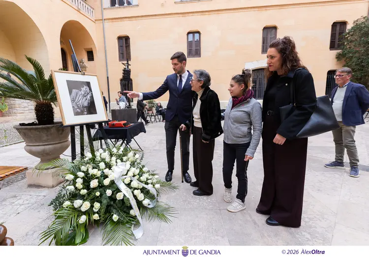 Acte d'homenartge a Josep Piera celebrat a Gandia.