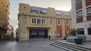 CINE TEATRO MUNICIPAL ASTORIA DE CHIVA