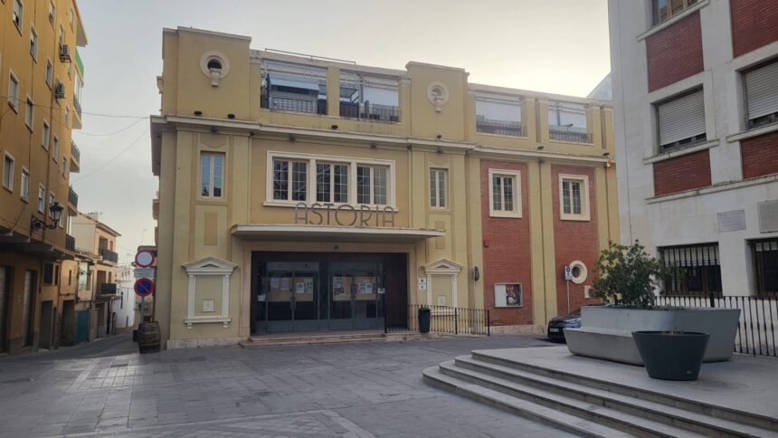 Cine Teatro Municipal Astoria de Chiva.