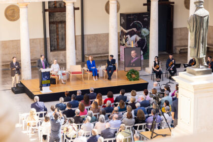 Acte d'homenatge realitzat en honor a Peset Aleixandre a la Universitat de València.