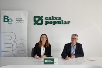 Firma Convenio CEEI y Caixa Popular 1