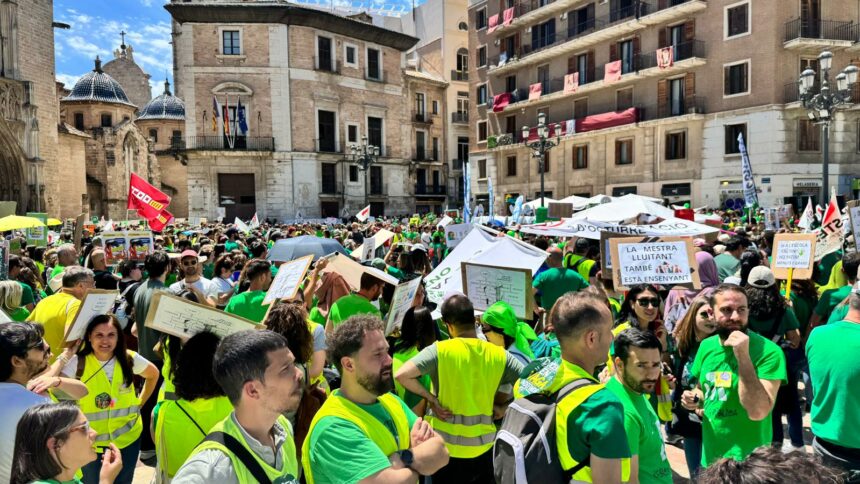 Protesta durante la jornada de huelga de educación.