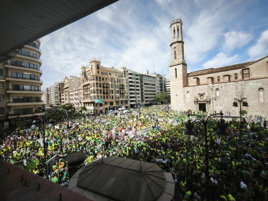 Protesta de los docentes en València.