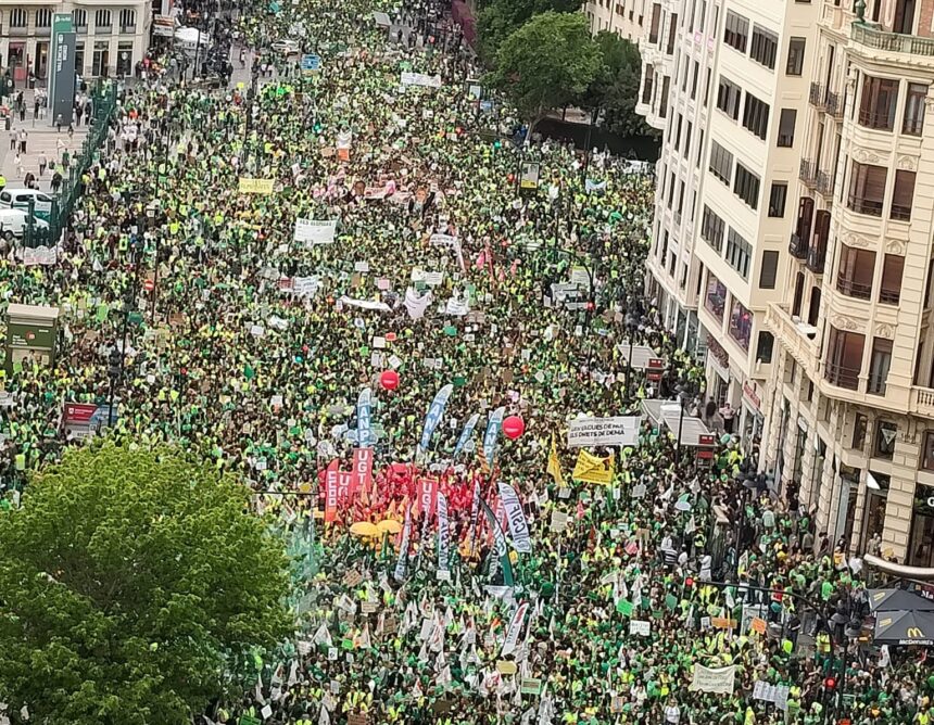 Manifestación de los profesores en València.