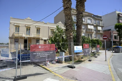Obras en la plaza Blasco Ibáñez de Paiporta.