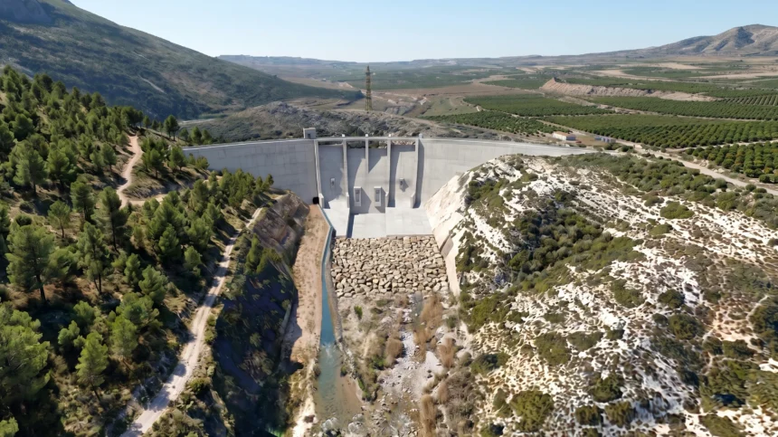 Imatge virtual de la presa projectada a Montesa i Vallada.