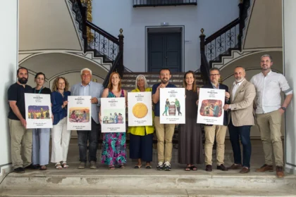 Presentación de la cartelería de Requena Ciudad Española del Vino 2026.