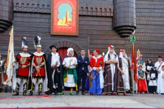 Imatge de l'acte de la Publicació de les Festes d'Ontinyent.