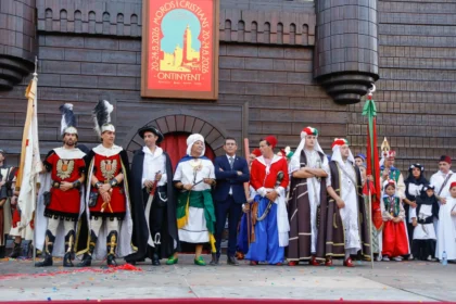 Imatge de l'acte de la Publicació de les Festes d'Ontinyent.