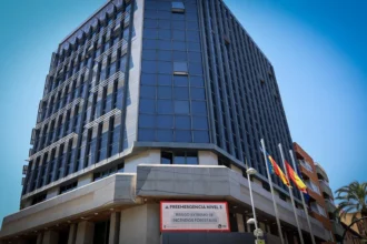 El Ayuntamientio de Torrent cierra los paelleros por la calor.