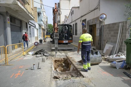 Obras en el alcantarillado de Paiporta.