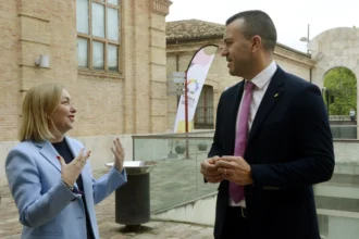 Natàlia Enguix i Vicent Mompó.