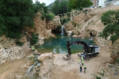 Poza Paraíso.