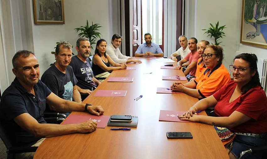 Taula de negociació entre la SAG i l'Ajuntament de Sagunt.