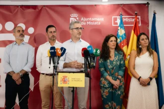 Comparecencia del ministro de Hacienda, Arcadi España, en Aldaia.