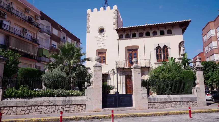 Casa Comuna