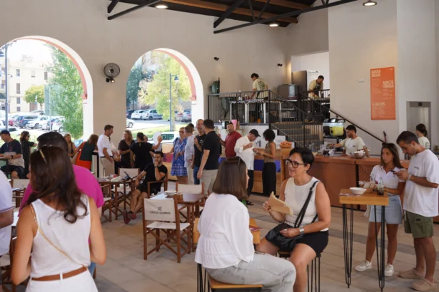 El Museu del Tèxtil ofereix també gastronomia en festes.
