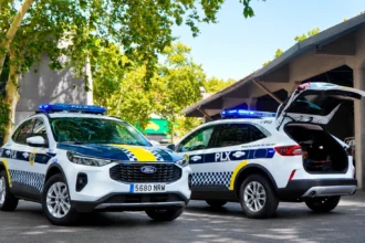 Nous cotxes de la Policia Local de Xàtiva.