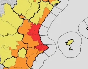 Más de 200 municipios valencianos, en alerta roja por un viento de poniente que hará rozar los 44°C 42 alerta roja temperaturas