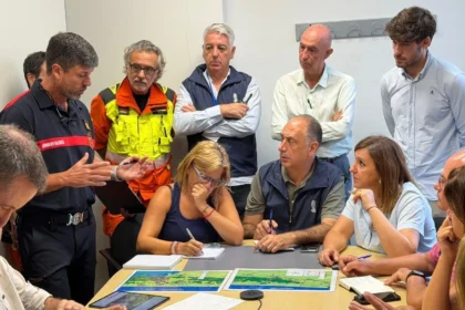 La delegada del Gobierno ha señalado que el origen del incendio del Saler sería intencionado.