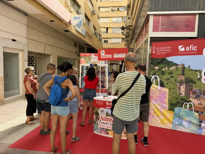 Xàtiva torna a posar en marxa ajudes per a l'inici del curs escolar.