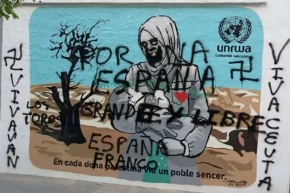 Pintadas nazis sobre el mural humanitario en Quart de Poblet.