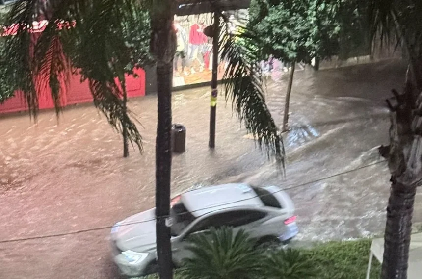 Episodio de lluvias en Torrent.