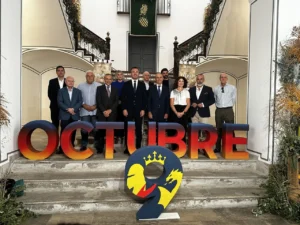 À Punt estrena el 9 d'Octubre 'Buscant Jaume I', un recorregut televisiu per l'empremta del Conqueridor a les comarques valencianes 7 1 Presentacio Buscant Jaume I Diputacio Valencia A Punt