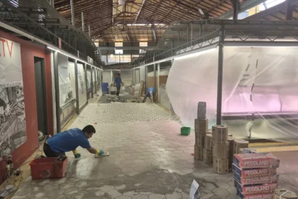 Inici de les obres del Mercat Municipal de Tavernes.